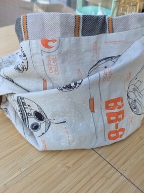 Star Wars BB-8 Infinity Scarf